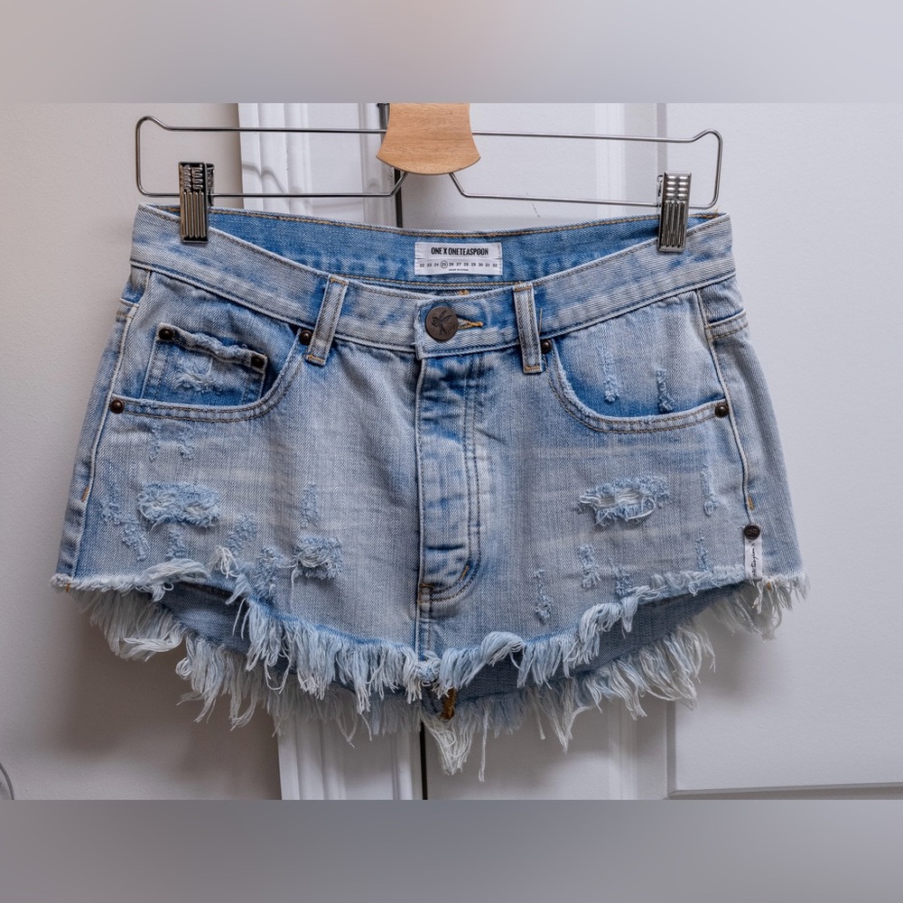 One by One Teaspoon Denim Skirt Junk Yard Size 25